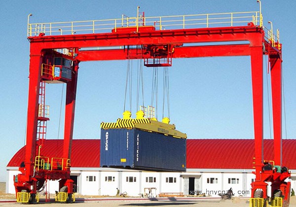 集裝箱門式起重機