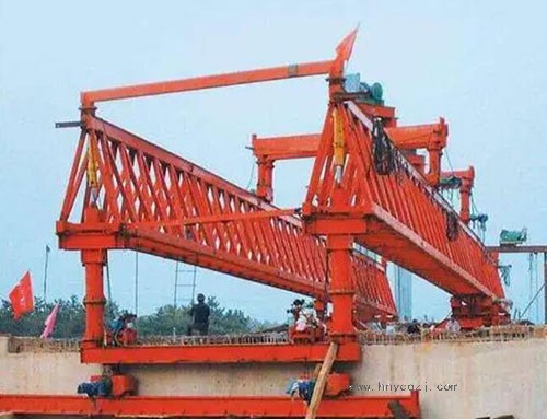 架橋機拆除施工方案中應(yīng)包含哪些關(guān)鍵步驟和注意事項？