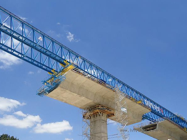 購買多臺(tái)50噸架橋機(jī)會(huì)有折扣嗎？怎樣爭(zhēng)取更多優(yōu)惠？