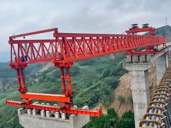 1000噸架橋機的價格是否包括安裝和調(diào)試費用？