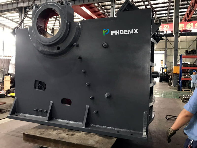 <b>顎破PE900*1200發(fā)運至湖南進行安裝</b>